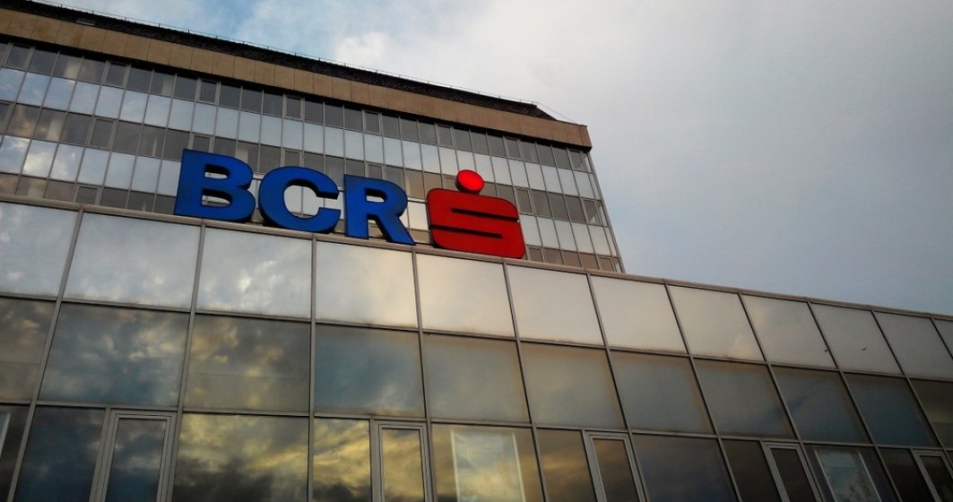BCR a implementat retragerea numerarului în euro de la bancomate