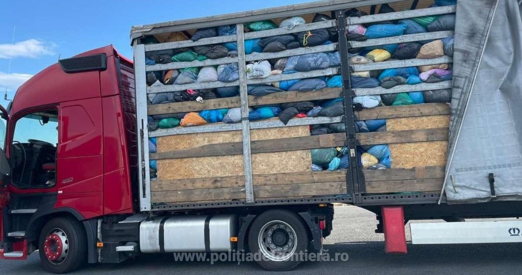 Opt automarfare cu deșeuri au fost oprite la intrarea în România, la Punctul de Trecere a Frontierei Nădlac II