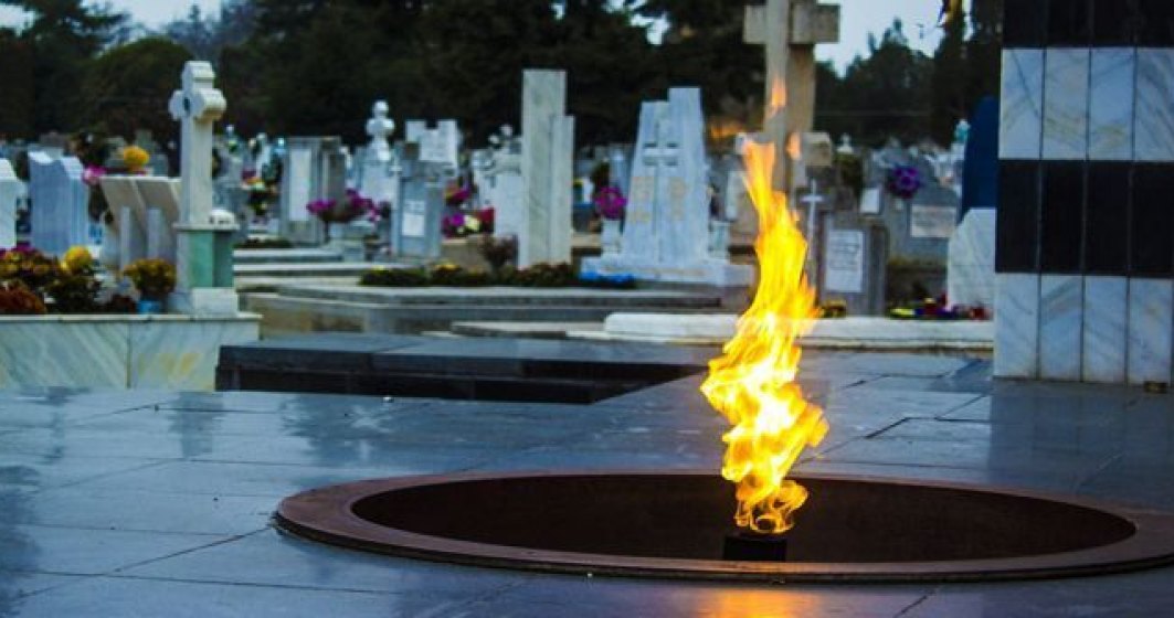 Flacara eterna din Cimitirul Eroilor, Timisoara, s-a stins pentru ca primaria n-a mai platit gazul