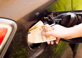 Guvernul din Ungaria vrea să reducă forțat prețul la benzină
