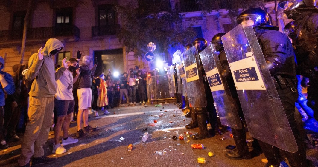 Spania: Noi ciocniri violente, la Barcelona, intre protestatarii socialisti catalani si politie