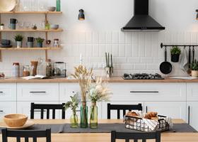 Cum să transformi bucătăria într-un spațiu eficient și primitor 