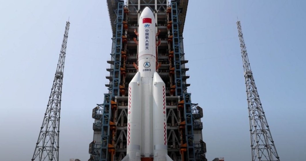 Bucăți dintr-o rachetă trimisă în spațiu de China ar urma să cadă pe Pământ în acest weekend
