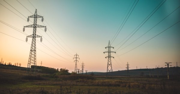 ACUE: România ar trebui să-și tripleze capacitatea de distribuție a energiei...