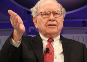 Warren Buffett compara AI-ul cu bomba atomică: S-ar putea să ne dorim să nu...
