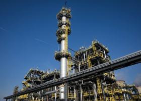 OMV Petrom va capta și folosi CO2 printr-o metodă nouă la Rafinăria Petrobrazi