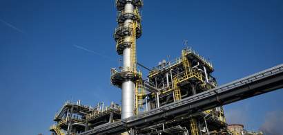 OMV Petrom va capta și folosi CO2 printr-o metodă nouă la Rafinăria Petrobrazi