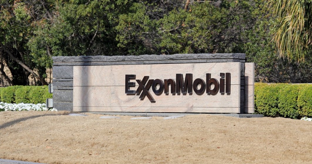 Exxon Mobil anunță primele pierderi din ultimii 30 de ani din cauza prăbușirii prețului petrolului