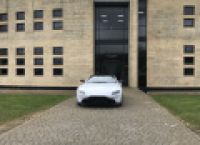 Poza 1 pentru galeria foto In vizita la fabricile Aston Martin din Anglia unde sunt produse noile modele si restaurate cele vechi