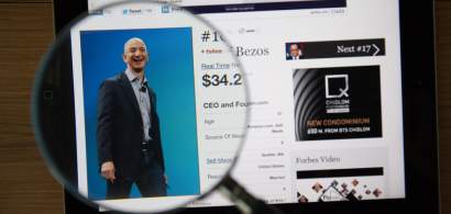 Jeff Bezos devine cel mai bogat din istoria moderna a lumii, cu o avere de...