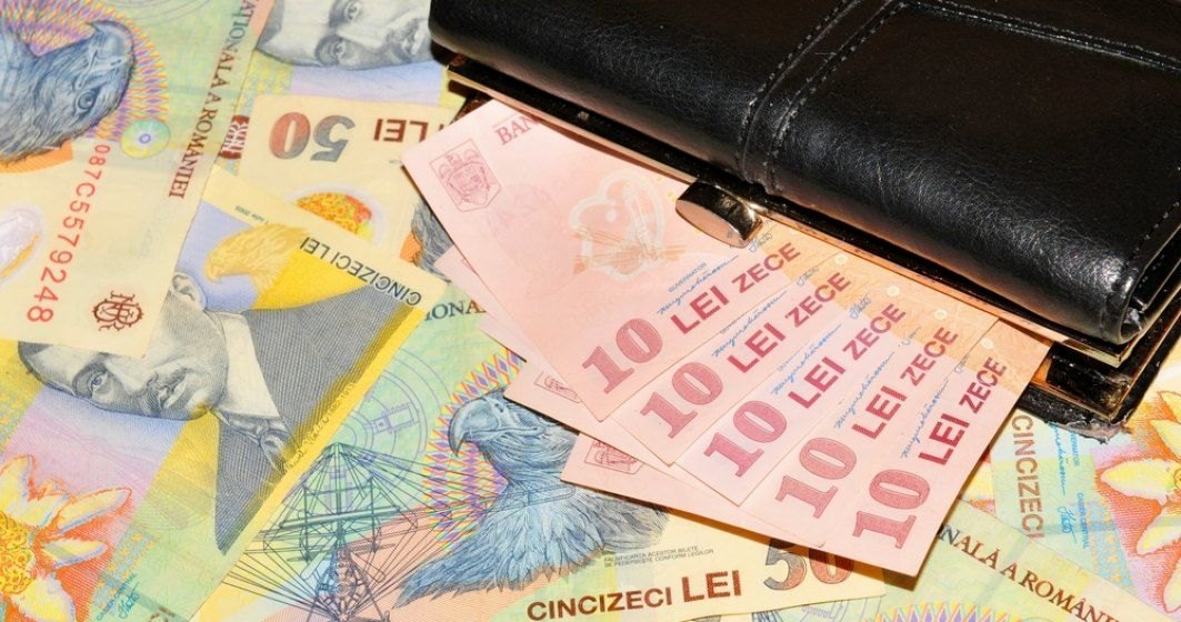 Salariul mediu net a scăzut la începutul lui 2023. Topul celor mai mari și celor mai mici salarii din România