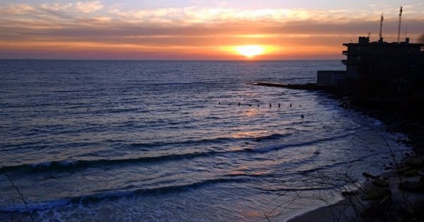 Odesa ”se relaxează” și deschide mai multe plaje pentru înot