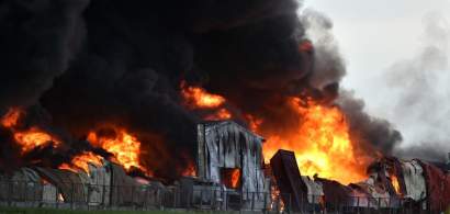 UPDATE Incendiu in Balotesti: O fabrica de mobila si un depozit de mase...