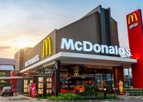 Deși alte multinaționale fug din China, McDonald's își crește investițiile în...
