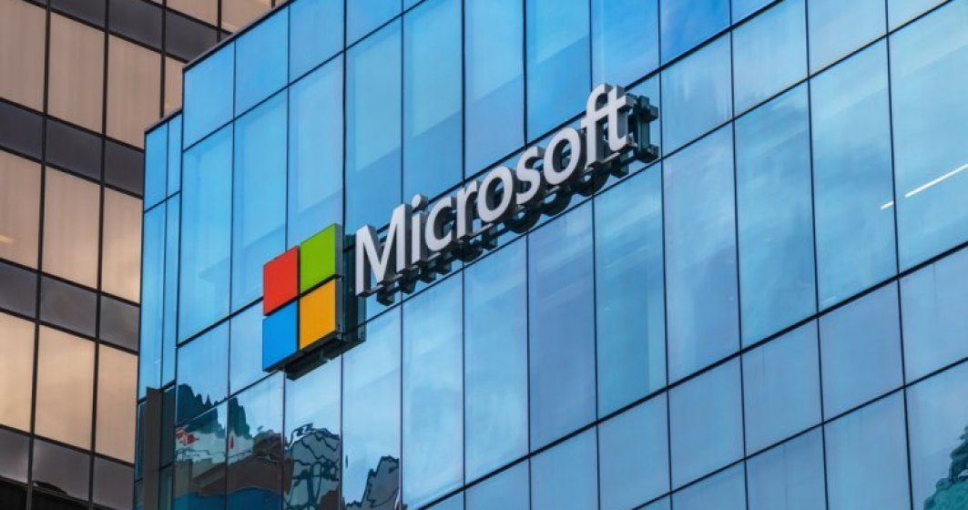 Adio birou? Microsoft le va permite angajaților săi să lucreze permanent de acasă