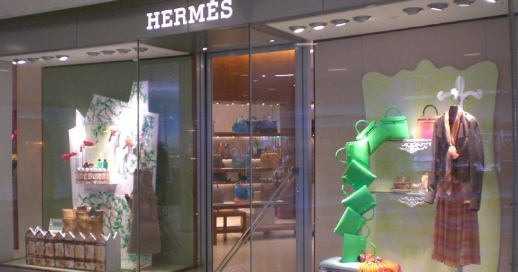 Record mondial: O geanta Hermes, vanduta la licitatie cu 243.000 de dolari