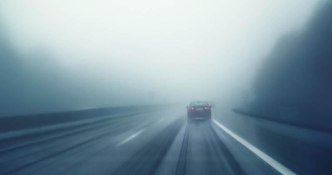Cod galben de ceata in cinci judete: vizibilitatea este redusa pe mai multe drumuri nationale