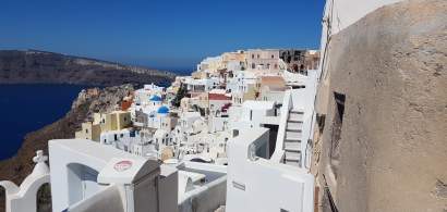 GALERIE FOTO | Santorini, insula de lux a Greciei în care bogații se duc cu...