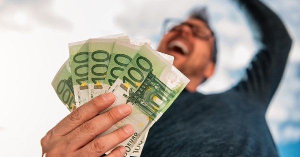 Psihoterapeutul Alexandru Plesea: "Banii aduc fericirea". Iata cele 4...