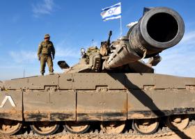 Israelul anunță un „asediu total” asupra Fâșiei Gaza care nu va mai avea...