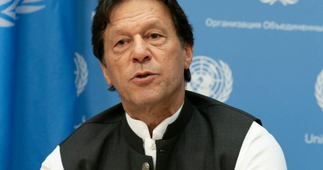 Fostul prim ministru al Pakistanului, Imran Khan, a fost împușcat într-o tentativă de asasinat petrecută la un miting