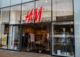 Lanțul H&M a încheiat un parteneriat cu o firmă de reciclare pentru a ajuta...
