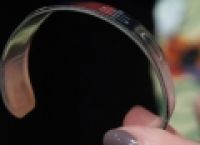 Poza 2 pentru galeria foto CES 2013: Cum arata cel mai subtire ceas de mana din lume [GALERIE FOTO]