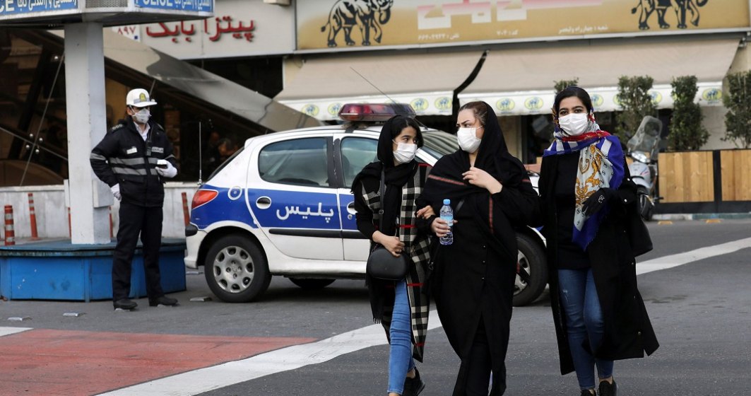 O mulțime furioasă a incendiat un spital din Iran, după ce au apărut zvonuri că găzduiește bolnavi de coronavirus