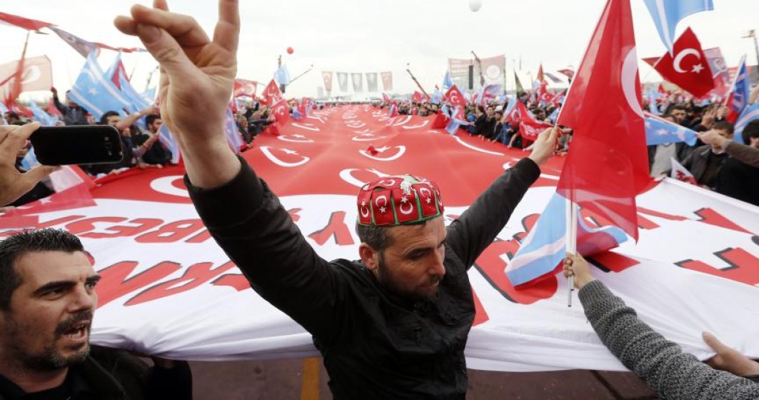 Presedintele turc Recep Tayyip Erdogan revendica victoria la referendum. Opozitia denunta "actiuni ilegale"