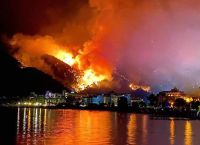 Poza 2 pentru galeria foto Val istoric de caniculă în 2021: regiuni mistuite de incendii
