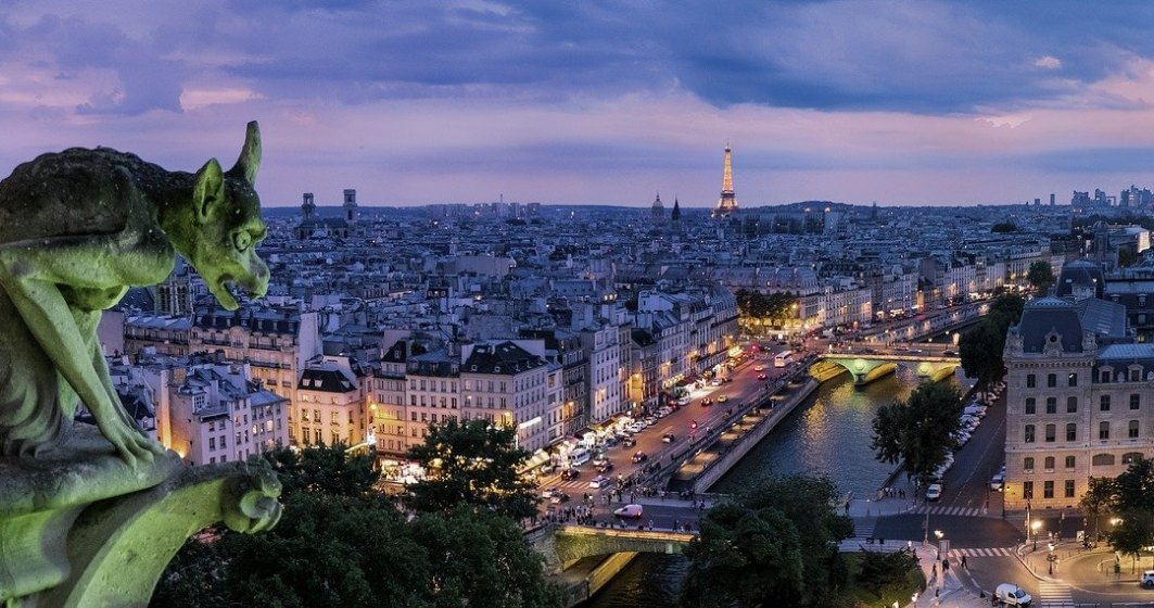 Parisul intră într-un nou lockdown