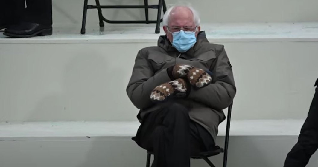 Bernie Sanders vrea să vândă hanorace cu imaginea sa celebră de la inaugurarea lui Biden