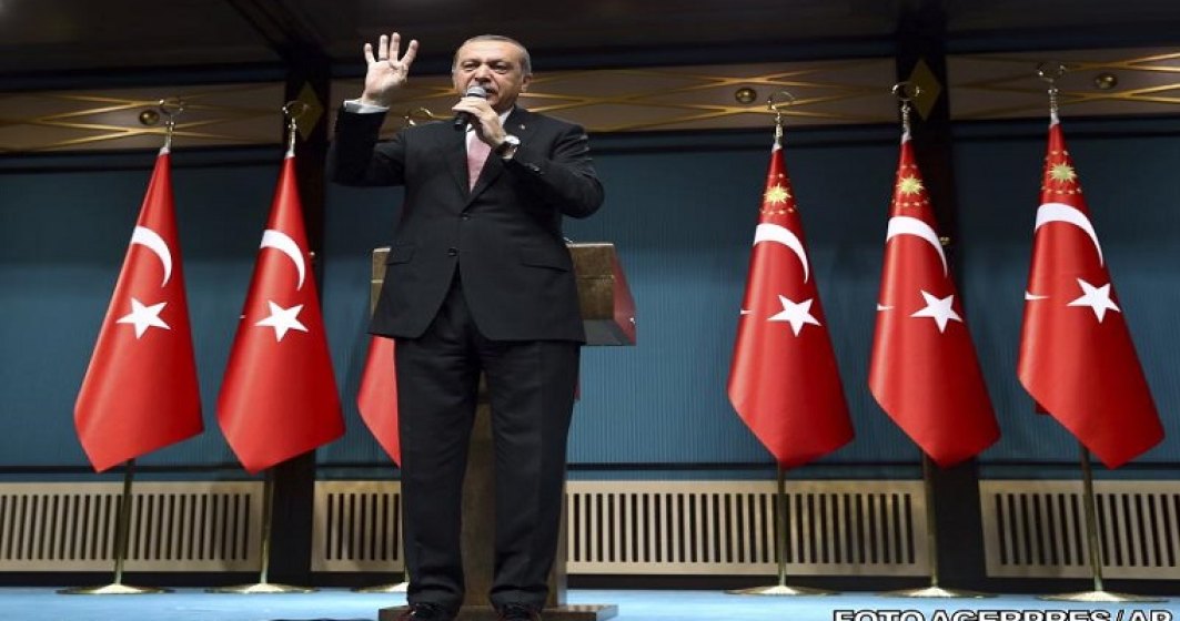 Tensiuni in Turcia: Tari straine ar putea fi implicate in lovitura de stat esuata
