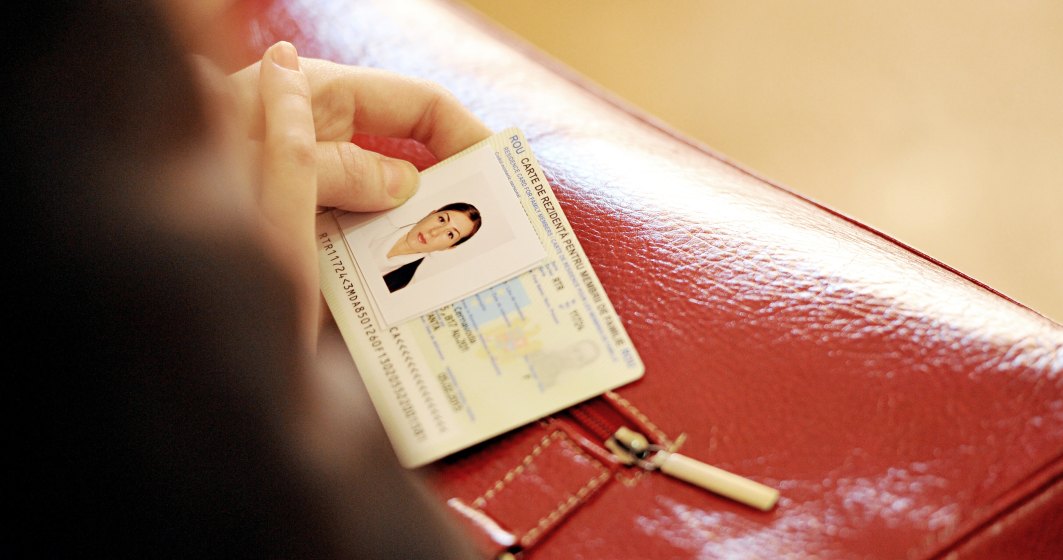 Cartile de identitate romanesti se schimba din 2021: devin obligatorii pentru cei cu varsta de 12 ani