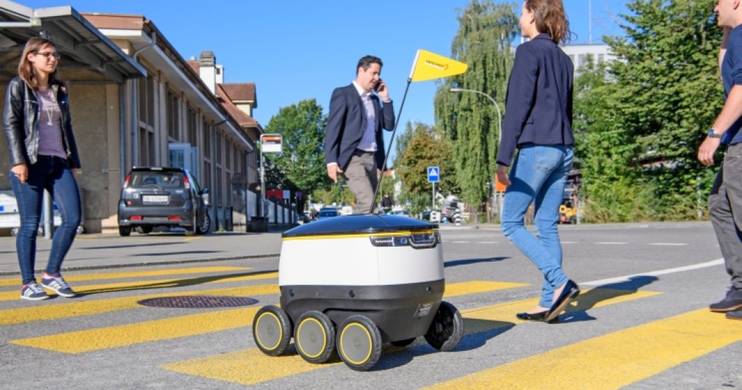 Cu ani lumina in fata noastra: Swiss Post livreaza cu ajutorul robotilor