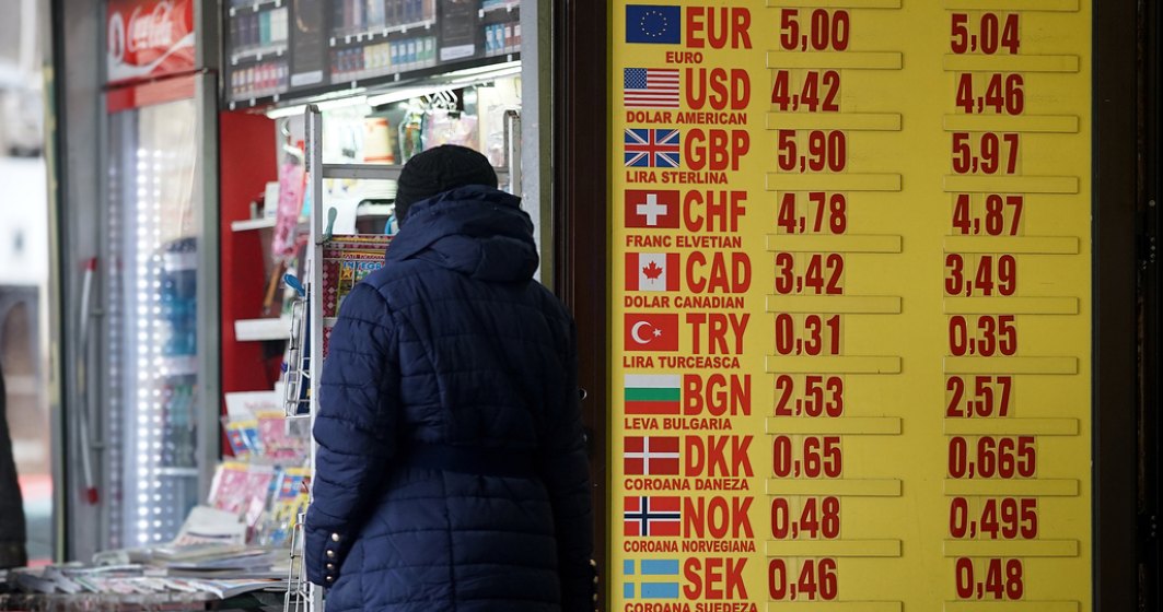Economist-șef BCR: Leul nu se va deprecia în ritmul în care euro cade în fața dolarului