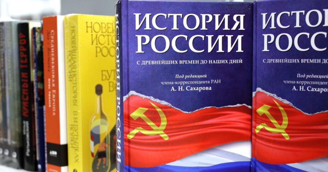 "Obiectivul Occidentului, dezmembrarea Rusiei". Kremlinul rescrie istoria cum vrea în noile manuale pentru liceu