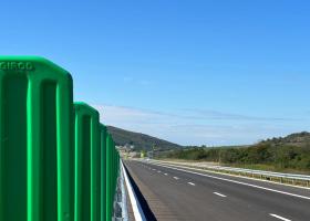 Record de viteză pe autostrada de nici 14 kilometri inaugurată cu o zi în...