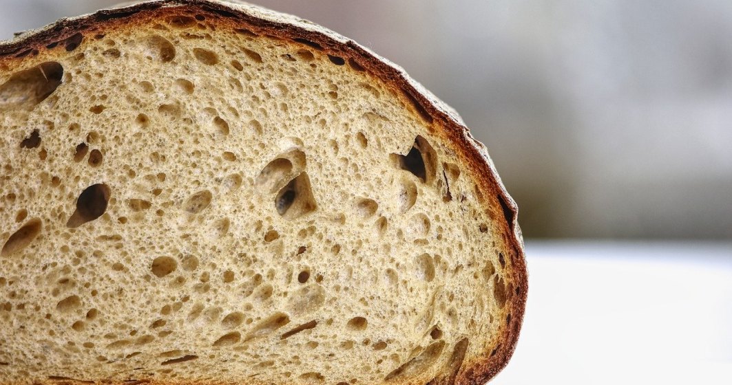 CNA a interzis reclama Vel Pitar cu pâinea "fără virus gripal"