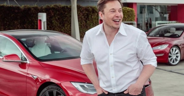 Elon Musk negociază construcția unei noi fabrici Tesla, capabilă să producă...