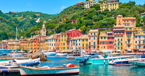 Un oraș din Italia te amendează dacă stai prea mult în anumite locuri