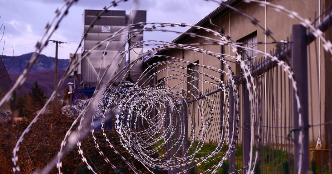Italia urmează să readucă în închisori mafioţii eliberaţi de teamă că ar putea să se infecteze cu noul coronavirus