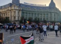 Poza 1 pentru galeria foto GALERIE FOTO| Proteste pro-palestiniene în București anunțate de Ambasada Statului Palestina. UPDATE: Puțin peste o mie oameni participă la miting