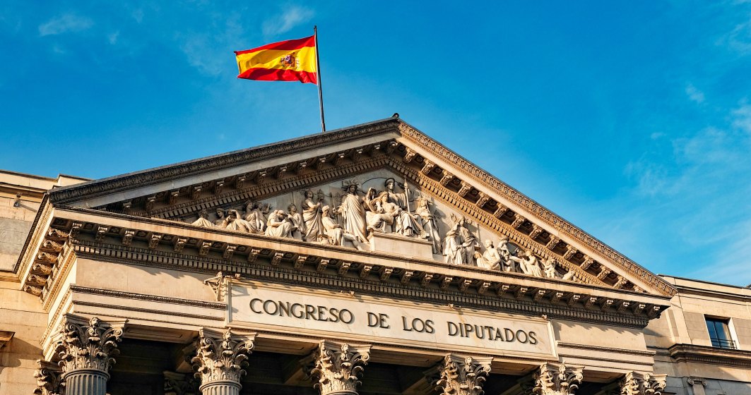 Spania intră într-o recesiune profundă care anulează şase ani de creştere
