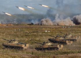 Oficial ucrainean: Rusia se pregăteşte pentru o escaladare maximă....