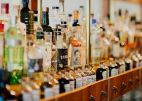 România, în topul țărilor europene unde se consumă cel mai mult alcool. Cum...
