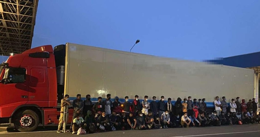 50 de migranți care încercau să iasă din țară au fost prinși la frontieră