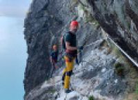 Poza 4 pentru galeria foto Traseu pentru iubitorii de cățărari, pe cea mai înaltă faleză din Europa, în Norvegia. Priveliștea este uluitoare