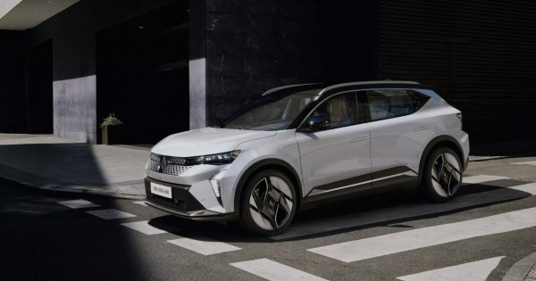 Renault își diversifică oferta de SUV-uri cu noul Scenic E-Tech electric