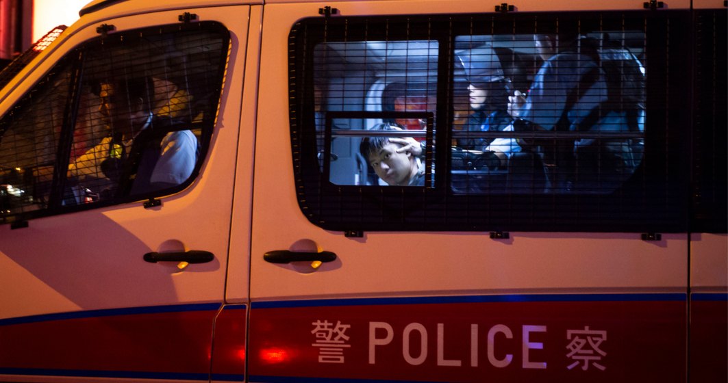 Patru studenți care „promovau independența Hong Kongului” au fost arestați